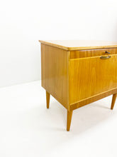 Load image into Gallery viewer, Nightstand