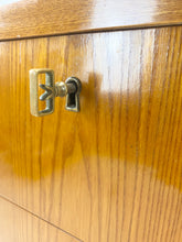 Load image into Gallery viewer, Zweeds Grenen Ladekast