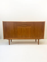 Afbeelding in Gallery-weergave laden, Scandinavisch Vintage Dressoir