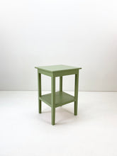 Load image into Gallery viewer, <transcy>Green Vintage Sidetable</transcy>