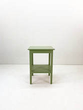 Load image into Gallery viewer, <transcy>Green Vintage Sidetable</transcy>