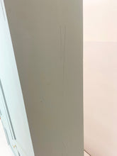 Afbeelding in Gallery-weergave laden, Vintage Kast / Schoenenkast