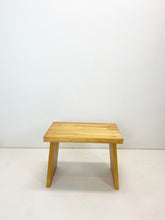 Afbeelding in Gallery-weergave laden, Kruk / Bijzettafel