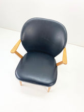 Load image into Gallery viewer, <transcy>Armchair / Office Chair</transcy>