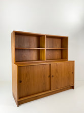 Load image into Gallery viewer, Borge Mogensen Sideboard