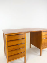 Afbeelding in Gallery-weergave laden, Vintage Bureau