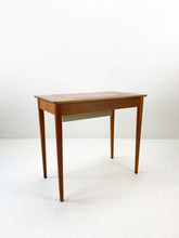 Load image into Gallery viewer, <transcy>Desk / Make-up Table</transcy>