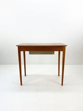 Load image into Gallery viewer, <transcy>Desk / Make-up Table</transcy>