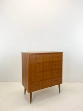 Afbeelding in Gallery-weergave laden, Zweeds Teak Ladekast / Commode