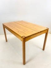 Load image into Gallery viewer, Ilmari Tapiovaara Eettafel Met 4 Stoelen voor Laukaan Pu (Set)