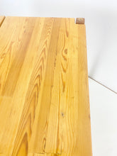 Load image into Gallery viewer, Ilmari Tapiovaara Eettafel Met 4 Stoelen voor Laukaan Pu (Set)