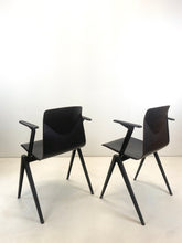 Load image into Gallery viewer, Galvanitas S22 Stoelen (set van 4)