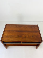 Afbeelding in Gallery-weergave laden, Laag Kastje