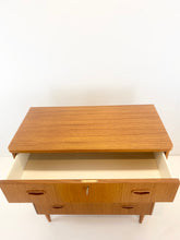 Afbeelding in Gallery-weergave laden, Teak Ladekast, Svensk Möbelindustri