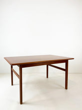 Load image into Gallery viewer, Big Teak Coffee Table
