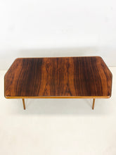 Afbeelding in Gallery-weergave laden, Palissander Salontafel
