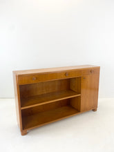 Load image into Gallery viewer, Zweeds Vintage Dressoir, Svensk Möbelindustri
