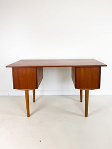 Deense Teak Bureau