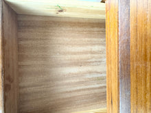 Afbeelding in Gallery-weergave laden, Deense Teak Bureau
