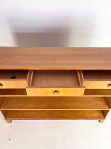Lage Art Deco Boekenkast met lades