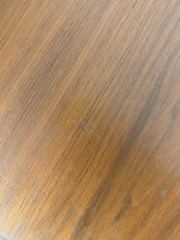 Afbeelding in Gallery-weergave laden, Teak Bijzettafel
