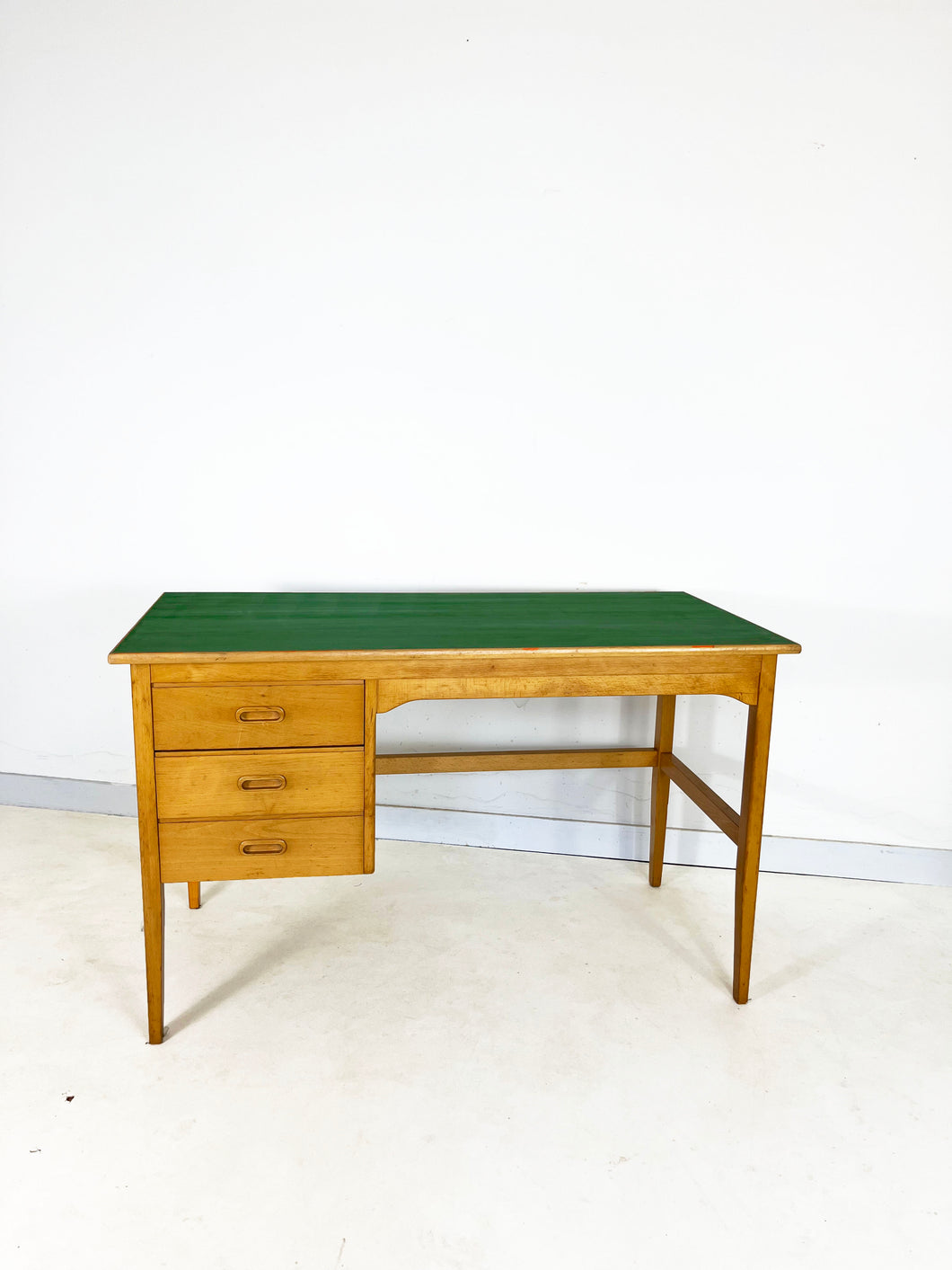 Vintage Bureau