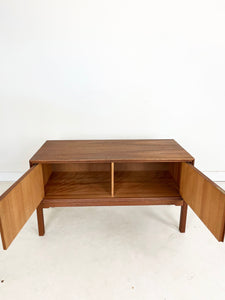 Lage Teak Kast
