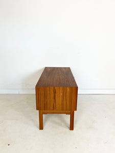Lage Teak Kast