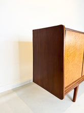 Afbeelding in Gallery-weergave laden, Teak Dressoir
