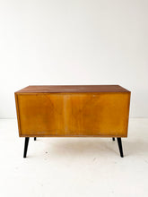 Afbeelding in Gallery-weergave laden, Vintage Teak Schuifdeurkast
