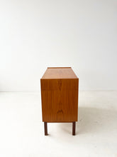 Load image into Gallery viewer, Zweeds Teak Kastje
