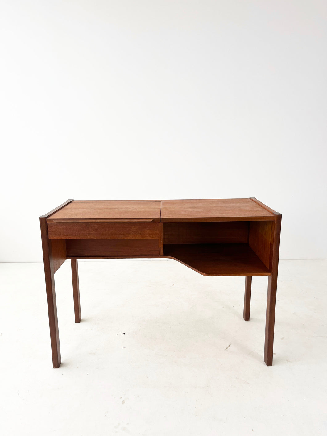 Teak Kaptafel / Bureautje