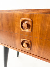 Load image into Gallery viewer, Vintage  Nachtkastje
