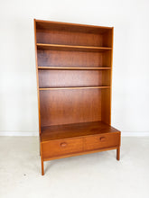 Afbeelding in Gallery-weergave laden, Zweedse Vintage Wandkast / Boekenkast (set van 3 kasten)

