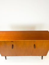 Afbeelding in Gallery-weergave laden, Scandinavisch Teak Dressoir
