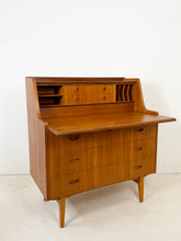 Load image into Gallery viewer, Vintage Secretaire uit Scandinavië
