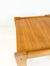 Afbeelding in Gallery-weergave laden, Cute Square Coffee Table
