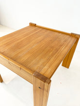 Afbeelding in Gallery-weergave laden, Cute Square Coffee Table
