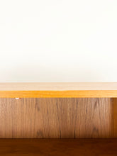 Load image into Gallery viewer, Teak Opbergkast
