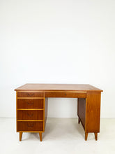 Load image into Gallery viewer, Vintage Teak Bureau uit Zweden
