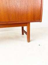 Afbeelding in Gallery-weergave laden, Scandinavisch Dressoir / Sideboard Tage Olofsson voor Ulferts
