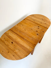 Load image into Gallery viewer, Karin Mobring Hangoortafel (jaren 70)

