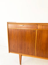 Afbeelding in Gallery-weergave laden, Scandinavisch Vintage Dressoir
