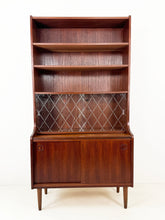 Afbeelding in Gallery-weergave laden, Deense Teak Wandkast
