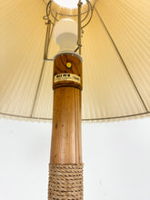 Afbeelding in Gallery-weergave laden, Zweeds Vintage Vloerlamp
