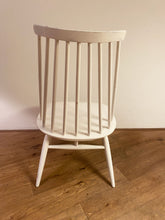 Afbeelding in Gallery-weergave laden, “Mademoiselle” Stoel door Ilmari Tapiovaara
