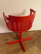 Load image into Gallery viewer, Swivel Chair Edsby explore
