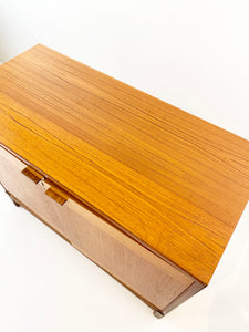 Vintage Teak Kastje