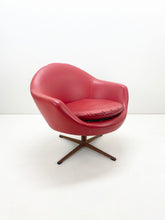 Load image into Gallery viewer, &lt;tc&gt;Red Swivelchair&lt;/tc&gt;
