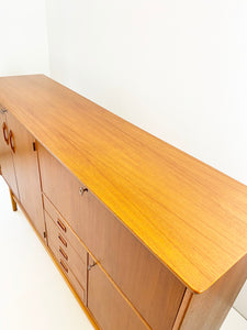 Hoog Dressoir